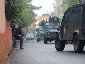 Diyarbakır’da canlı bomba yakalandı