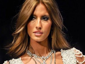 Çağla Şikel'i duygulandıran mektup