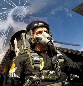 Solo Türk'ün Trabzonlu Pilotu yine büyüledi