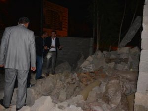 Yıkarken yıkıldılar!