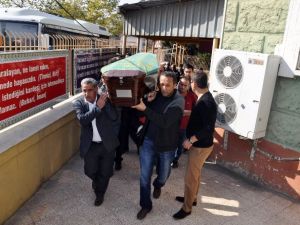 Annesi kayboldu, babası öldü, kardeşi intihar etti..