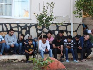 İnsan tacircilerini kurtardı!