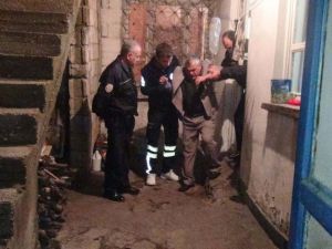 Aynı iple intihar ettiler