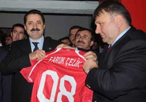 "Milli gurur Milli forma" sergisi