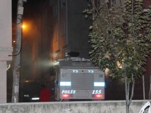 Ülkücülerle HDP’liler birbirine girdi