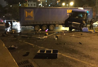 Trabzon'da tır dehşet saçtı