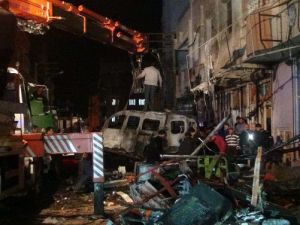 Ortalık savaş alanına döndü: 1 ölü, 26 yaralı