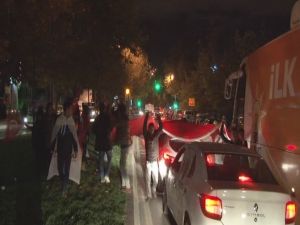 Seçim zaferi İstanbul’da böyle kutlandı