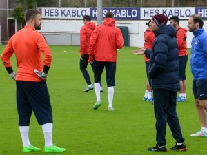 Şota'dan Onur'a özel ilgi