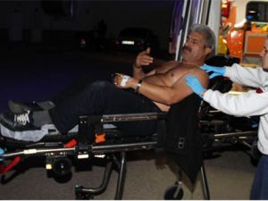 Yemek yerken ensesinden vuruldu