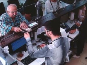 Dolar düşünce 10 bin lira fazla ödeme yaptı