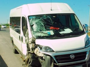 Antalya’da turistler kaza geçirdi: 10 yaralı