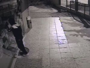 Acemi hırsızın güldüren halleri