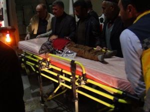 Kız istedikten sonra kaza yaptılar: 8 yaralı