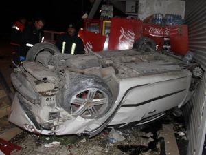 Yayaların arasına daldı: 2 ölü