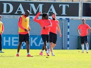 Şota ile görüşen Cavanda idmanda