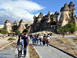 10 ayda 2.5 milyon turist