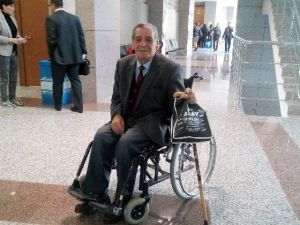 Eşinden şiddet gören adamı çocukları kurtardı