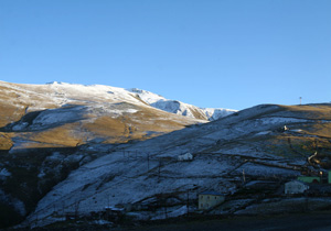 Zigana Dağı beyaza büründü