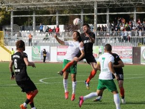 Büyükşehir Liderden Puanı Kaptı 0-0