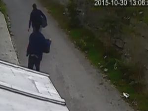 Önce namaz kıldılar sonra çaldılar !