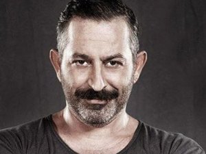 Cem Yılmaz'dan 10 Kasım mesajı