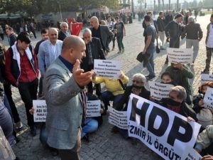 HDP’liler dağılmamakta direnince gözaltına alındı