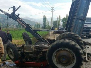 Devrilen Traktörün Altında Kalan Sürücü Öldü
