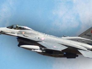 Türk jetlerine taciz !