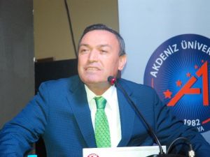 Akdeniz Üniversitesi Rektörü görevden alındı