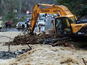 Artvin'de sel felaketi! 3 Ölü