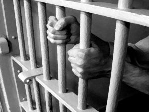 2 mahkum cezaevinden firar etti