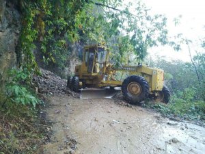 Dernekpazarı'nı yağış vurdu
