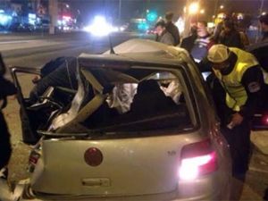 Otomobil park halindeki TIR’a çarptı: 2’si ağır 4 yaralı