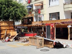 Dükkanda yakılan vatandaşın "Terör yardımı" tepkisi