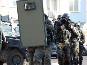 Komiser Yardımcısının Yaralanması Olayına 3 Gözaltı