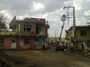 Silvan’da halkın zararı karşılanıyor