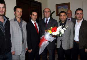 Kuaförlerin Başkan'dan isteği