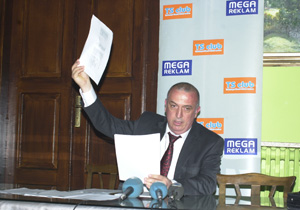 Sürmen adaylığını açıkladı