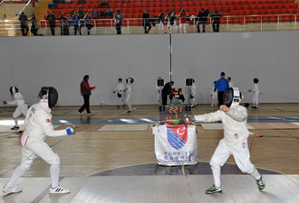 Trabzon'da Eskrim turnuvası başladı!