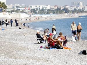 Marmara’da kıyameti, Antalya’da keyif