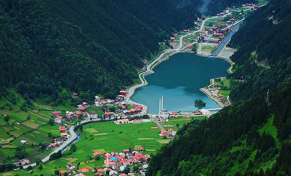 “Uzungöl İlçe Olsun”