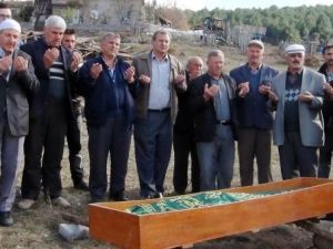 Vahşice öldürülen çocuk son yolculuğuna uğurlandı