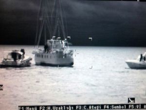 Ukrayna teknesine ’kaçak’ operasyonu