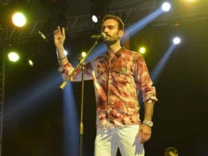 Hataylı şairden Atatürk’e "dombra" bestesi