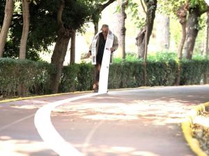 136 metrelik mektup ’şov’ çıktı