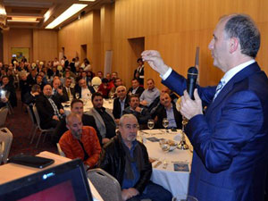 Usta: "Trabzonspor'un yeniden şahlanacağı günleri vaat ediyorum"