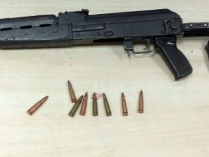 Polisle çatışmaya giren şahın aracından çıktı