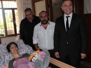 Öğretmenler Gününde Anlamlı Ziyaret