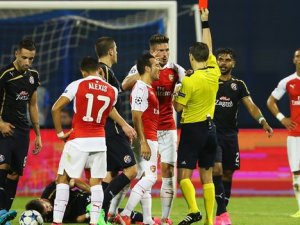 Arsenal Dinamo Zagreb'i rahat geçti